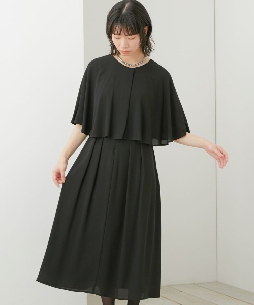 Neina(ネイナ)の「【喪服・礼服】日本製生地使用 洗える防しわ前開きケープ風ワンピース<大きいサイズ有>〔Neina〕(スーツセット・レディース・ブラック・M/L/LL/3L/4L/5L)」の10枚目の写真