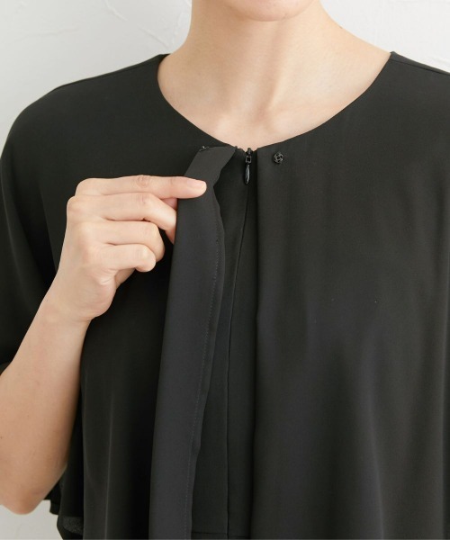 Neina(ネイナ)の「【喪服・礼服】日本製生地使用 洗える防しわ前開きケープ風ワンピース<大きいサイズ有>〔Neina〕(スーツセット・レディース・ブラック・M/L/LL/3L/4L/5L)」の15枚目の写真