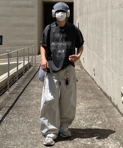 ARULE(アルール)の「A'GEM/9 × .kom 『ARULE/アルール』 ピグメントメッセージTシャツ(Tシャツ/カットソー・メンズ・チャコールグレー/ブルー/アイボリー・FREE)」の5枚目の写真