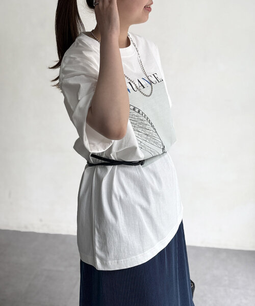 Chez toi(シェトワ)の「フォト×ロゴT(Tシャツ/カットソー・レディース・オフホワイト/チャコールグレー/ブラック・FREE)」の6枚目の写真