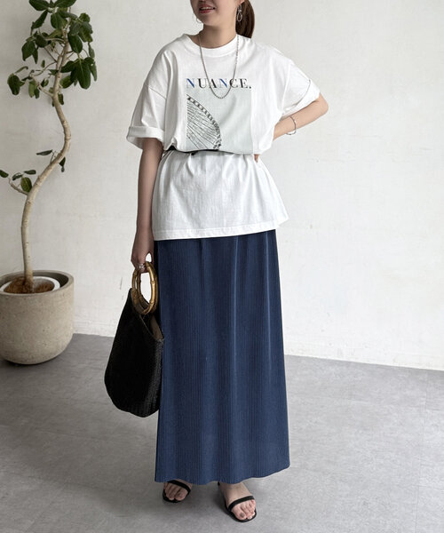 Chez toi(シェトワ)の「フォト×ロゴT(Tシャツ/カットソー・レディース・オフホワイト/チャコールグレー/ブラック・FREE)」の9枚目の写真