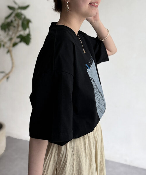 Chez toi(シェトワ)の「フォト×ロゴT(Tシャツ/カットソー・レディース・オフホワイト/チャコールグレー/ブラック・FREE)」の14枚目の写真