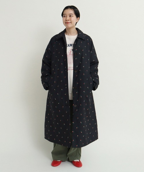 CHILD WOMAN(チャイルドウーマン)の「EVOダウン 小花刺繍ステンコート(ステンカラーコート・レディース・ブラック/カーキ・FREE)」の10枚目の写真