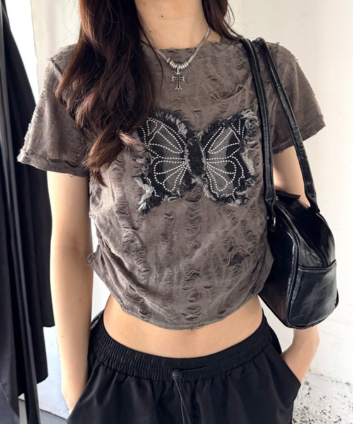 SHEPP(シープ)の「Y2Kバタフライモチーフコンパクトダメージ半袖Tシャツ(Tシャツ/カットソー・レディース・ブラック/ホワイト/グレー・F)」の15枚目の写真