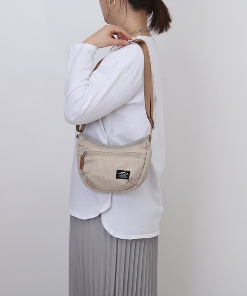 anello GRANDE(アネログランデ)の「anelloGRANDE タイニー ミニショルダー(ショルダーバッグ・レディース・ブルーグレー/ブラック/ダークオレンジ・FREE)」の5枚目の写真