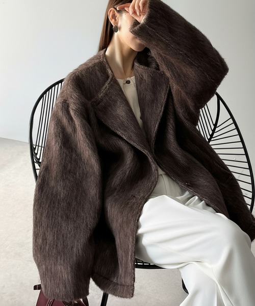 classicalelf（クラシカルエルフ）の「リラックス感漂うゆったり大人シルエット。ムードをまとう。ミックスシャギーミドルコート（ノーカラーコート・レディース・ブラック/ブラウン/グレー・LARGE/X-LARGE/MEDIUM/SMALL）」の3枚目の写真