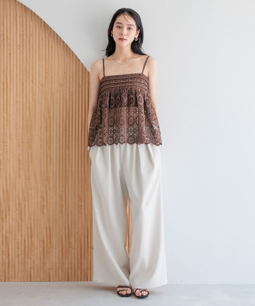 LOWRYS FARM（ローリーズファーム）の「バテンレースキャミ 496451（キャミソール・レディース・ブラック/ホワイト/ブラウン・FREE）」の15枚目の写真