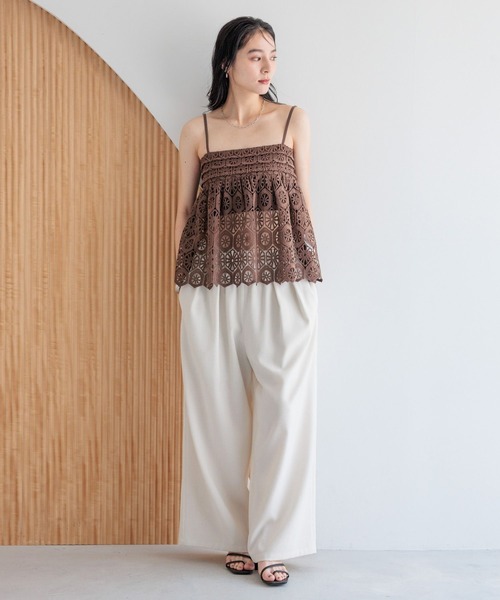 LOWRYS FARM（ローリーズファーム）の「バテンレースキャミ 496451（キャミソール・レディース・ブラック/ホワイト/ブラウン・FREE）」の16枚目の写真