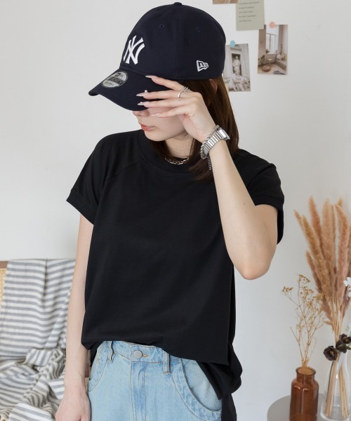 RCD(アールシーディー)の「【コットン100% 二の腕すっきり 】コットン100% クルーネックフレンチスリーブTシャツ 半袖(Tシャツ/カットソー・レディース・モカ/ミント/ブラック×ホワイト/ブラック/ホワイト×ブラック/オフホワイト/チャコールグレー/ホワイト系その他5・F)」の4枚目の写真
