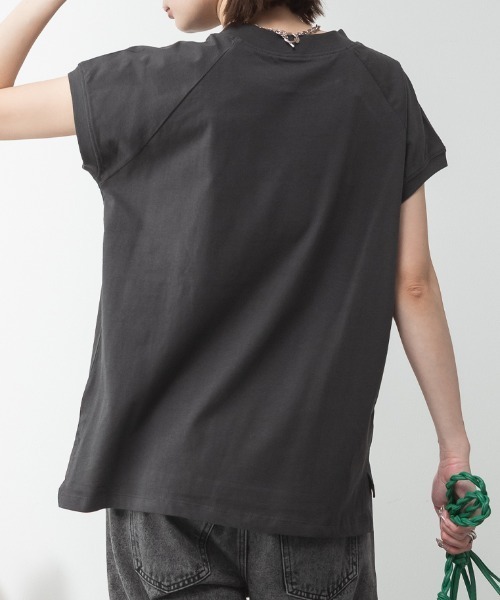 RCD(アールシーディー)の「【コットン100% 二の腕すっきり 】コットン100% クルーネックフレンチスリーブTシャツ 半袖(Tシャツ/カットソー・レディース・モカ/ミント/ブラック×ホワイト/ブラック/ホワイト×ブラック/オフホワイト/チャコールグレー/ホワイト系その他5・F)」の14枚目の写真