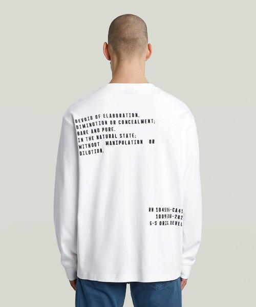 G-STAR（ジースター）の「BACK EMBRO TEXT LOOSE T-SHIRT/ミリタリーディテールバック刺繍テキストロゴオーバーサイズTシャツ（Tシャツ/カットソー・メンズ・ダークブルー/ホワイト/ダークブラック・X-LARGE/LARGE/MEDIUM/SMALL/X-SMALL）」の2枚目の写真