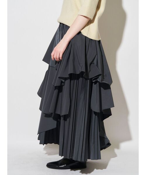 ELENDEEK（エレンディーク）の「アシンメトリープリーツミックススカート（スカート・レディース・ラベンダー/ブラウン/チャコールグレー・01/02）」の11枚目の写真