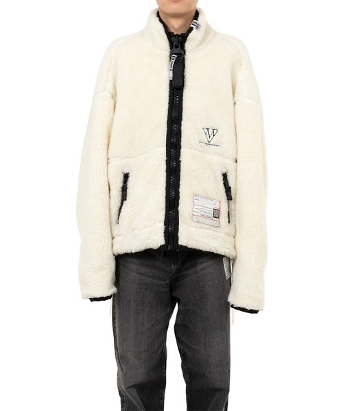 Maison MIHARA YASUHIRO(メゾンミハラヤスヒロ)の「Amateur Sewn Like Boa Jacket(ブルゾン・メンズ・ホワイト/ブラック・48/46/44)」の4枚目の写真