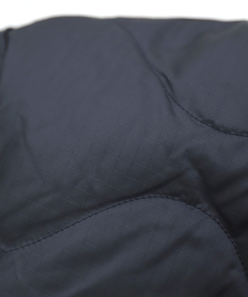 nanamica（ナナミカ）の「[nanamica] Reversible Down Cardigan / リバーシブルダウンカーディガン（ダウンジャケット/コート・メンズ・ネイビー/ブラウン・M/S）」の7枚目の写真