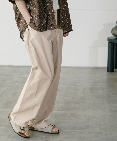 BAYFLOW（ベイフロー）の「コットンナイロンワイドテーパードパンツ（その他パンツ・メンズ・ナチュラル/ブラック・LARGE/MEDIUM）」の10枚目の写真