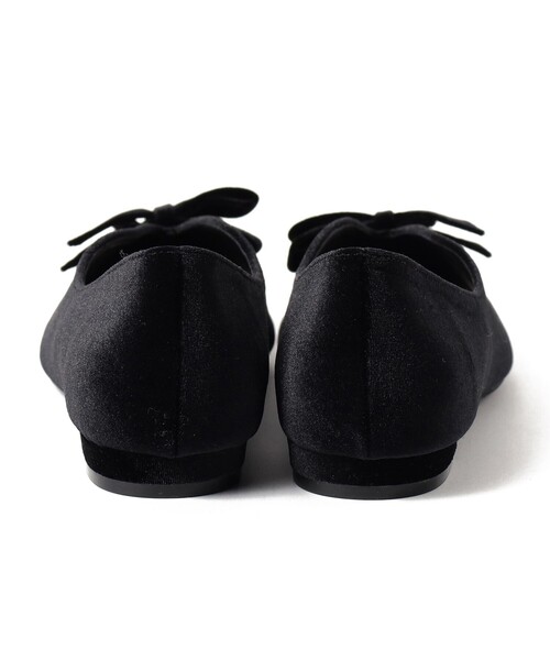 BEAMS HEART（ビームスハート）の「ベロア リボン パンプス（パンプス・レディース・ブラック/グレー・MEDIUM/SMALL/LARGE）」の3枚目の写真