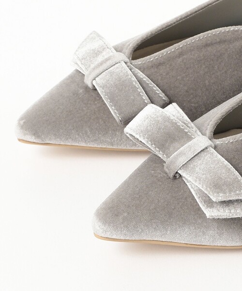 BEAMS HEART（ビームスハート）の「ベロア リボン パンプス（パンプス・レディース・ブラック/グレー・MEDIUM/SMALL/LARGE）」の9枚目の写真