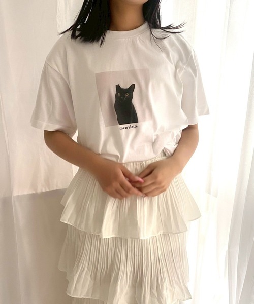 cuorequal(クオレコール)の「黒猫フォト半袖Tシャツ(Tシャツ/カットソー・レディース・B/A/D/C・MEDIUM)」の3枚目の写真