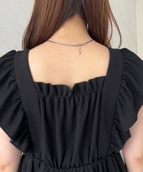 prose verse(プロズヴェール)の「フロントギャザーストレッチフリルペプラムオールインワン(つなぎ/オールインワン・レディース・ブラック・LARGE/MEDIUM/PL/PM)」の16枚目の写真