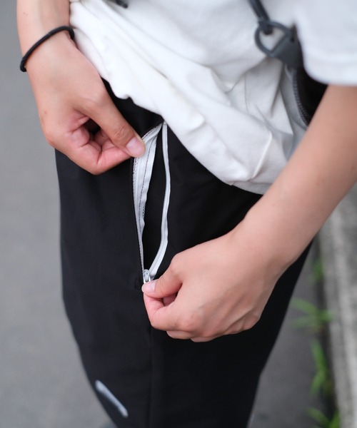 BROKEN BASE(ブロークンベース)の「Land & Water Utility Shorts(その他パンツ・メンズ・ブラック/オレンジ/パープル・MEDIUM/LARGE)」の21枚目の写真