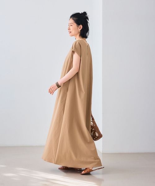 CROSS FUNCTION（クロスファンクション）の「《UV/吸水速乾》エブ楽 Vネックフレンチスリーブワンピース【CROSS FUNCTION/クロスファンクション】（ワンピース・レディース・ブラック/ベージュ・L/M）」の13枚目の写真