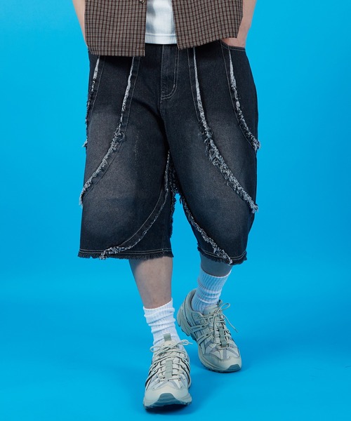 improves(インプローブス)の「バイアス&トライバル 5ポケット ショーツ(その他パンツ・メンズ・ブラック/ネイビー系/ネイビー/ブラック系・MEDIUM/LARGE)」の2枚目の写真
