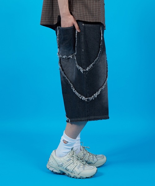 improves(インプローブス)の「バイアス&トライバル 5ポケット ショーツ(その他パンツ・メンズ・ブラック/ネイビー系/ネイビー/ブラック系・MEDIUM/LARGE)」の6枚目の写真