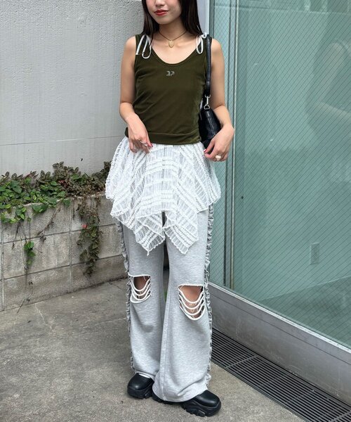 CIAOPANIC(チャオパニック)の「サイドフリルダメージスウェットパンツ(その他パンツ・レディース・ライトグレー/チャコールグレー/ネイビー/グレー・1/0)」の8枚目の写真