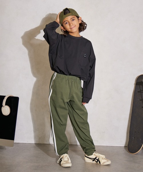 PAIRMANON STREET（ペアマノンストリート）の「マルチファンクション 吸水速乾 ジョガー テーパード パンツ【PAIRMANON STREET】（その他パンツ・キッズ・ブラック系その他/ベージュ/グリーン系その他/ネイビー/オフホワイト/チャコールグレー/ホワイト系その他/グリーン/グレー系その他/ブラック/カーキ・100/110/120/130/140/150/160）」の15枚目の写真