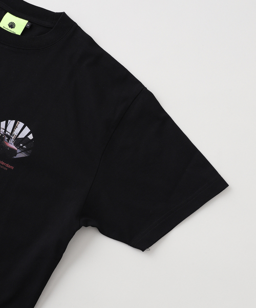 JOURNAL STANDARD relume（ジャーナルスタンダード　レリューム）の「NEW AMSTERDAM SURF ASSOCIATION ROAD TRIP TEE CAR 2501174001（Tシャツ/カットソー・メンズ・ブラック・MEDIUM/LARGE）」の3枚目の写真