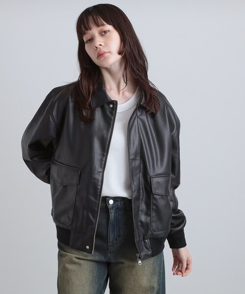 tk.TAKEO KIKUCHI（ティーケータケオキクチ）の「A－2シンセティックレザーブルゾン（ブルゾン・メンズ・ブラック/ダークブラウン系/ブラック系・01/02/03/04）」の8枚目の写真