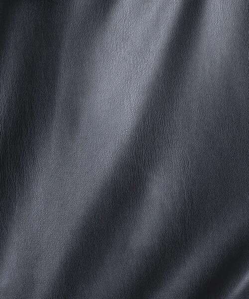 tk.TAKEO KIKUCHI（ティーケータケオキクチ）の「A－2シンセティックレザーブルゾン（ブルゾン・メンズ・ブラック/ダークブラウン系/ブラック系・01/02/03/04）」の11枚目の写真