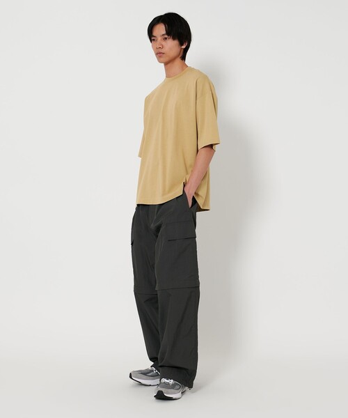 H BEAUTY&YOUTH UNITED ARROWS(エイチビューティーアンドユースユナイテッドアローズ)の「<H>ダルシャイニー クルーネック ショートスリーブ(Tシャツ/カットソー・メンズ・ブラック/ダークグレー/クリーム/ホワイト・L/M/S)」の8枚目の写真