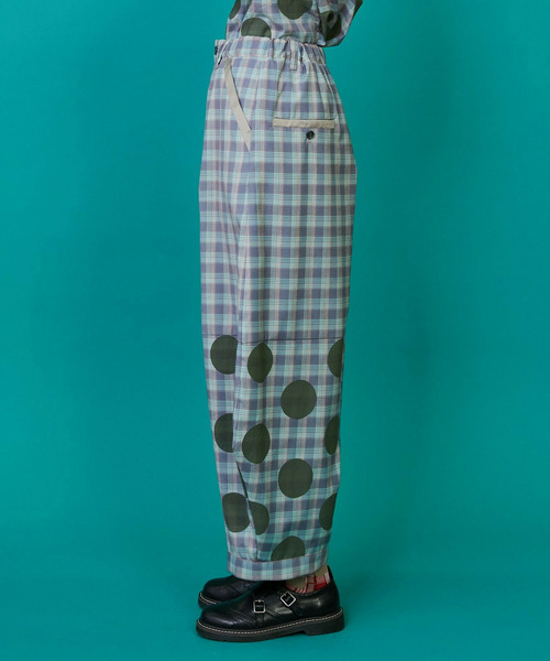 FRAPBOIS(フラボア)の「チェックオンドット パンツ(その他パンツ・レディース・ブラック系その他/ブルー系その他・1/0)」の3枚目の写真