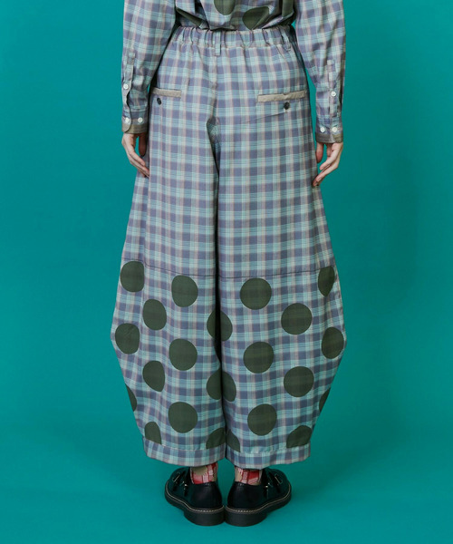 FRAPBOIS(フラボア)の「チェックオンドット パンツ(その他パンツ・レディース・ブラック系その他/ブルー系その他・1/0)」の4枚目の写真