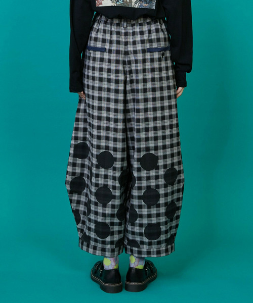 FRAPBOIS(フラボア)の「チェックオンドット パンツ(その他パンツ・レディース・ブラック系その他/ブルー系その他・1/0)」の13枚目の写真