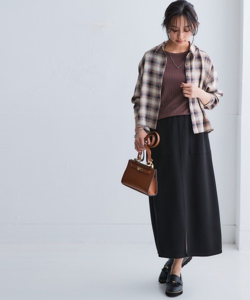 SMILE LAND（スマイルランド）の「＜大きいサイズ＞ シアーショート丈シャツ（吸汗速乾・防しわ）（シャツ/ブラウス・レディース・グリーン/ピンク/ブラウン系/ベージュ系・3L～4L/L～LL/5L～6L）」の7枚目の写真