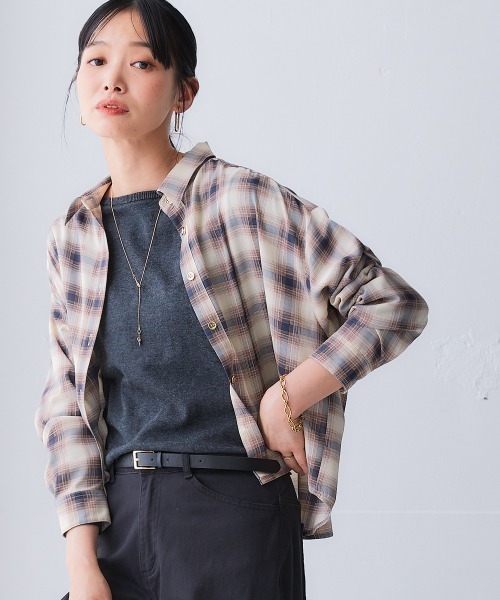 SMILE LAND（スマイルランド）の「＜大きいサイズ＞ シアーショート丈シャツ（吸汗速乾・防しわ）（シャツ/ブラウス・レディース・グリーン/ピンク/ブラウン系/ベージュ系・3L～4L/L～LL/5L～6L）」の14枚目の写真