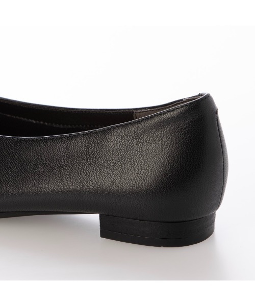 ing（イング）の「【WEB限定】スクエアトゥVカットフラットシューズ（バレエシューズ・レディース・ブラック/ダークブラウン/キャメル/グレー系その他5・24.5cm/24cm/23.5cm/23cm/22.5cm）」の14枚目の写真