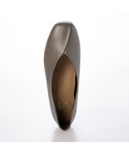 ing（イング）の「【WEB限定】スクエアトゥVカットフラットシューズ（バレエシューズ・レディース・ブラック/ダークブラウン/キャメル/グレー系その他5・24.5cm/24cm/23.5cm/23cm/22.5cm）」の22枚目の写真