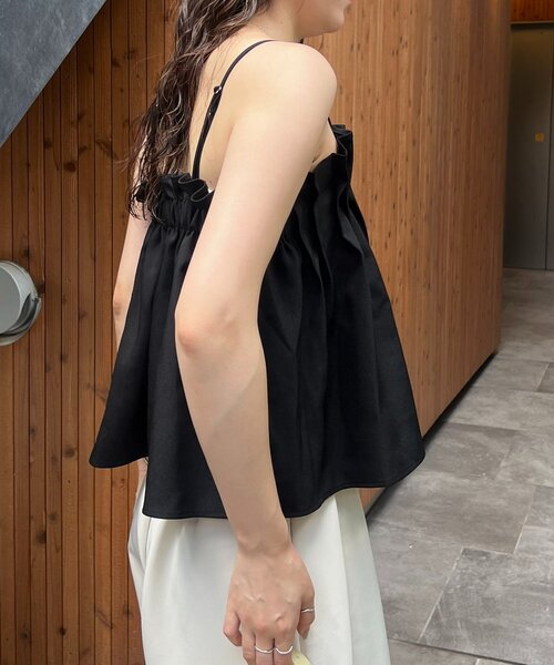 CAPRICIEUX LE'MAGE（カプリシューレマージュ）の「タックフレアキャミ（シャツ/ブラウス・レディース・ベージュ/ブラック・FREE）」の16枚目の写真