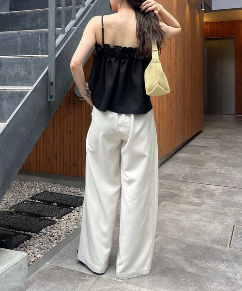 CAPRICIEUX LE'MAGE（カプリシューレマージュ）の「タックフレアキャミ（シャツ/ブラウス・レディース・ベージュ/ブラック・FREE）」の21枚目の写真