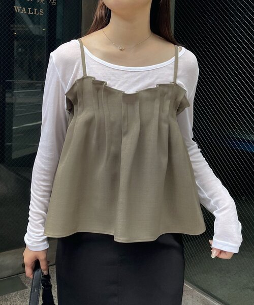 CAPRICIEUX LE'MAGE（カプリシューレマージュ）の「タックフレアキャミ（シャツ/ブラウス・レディース・ベージュ/ブラック・FREE）」の6枚目の写真