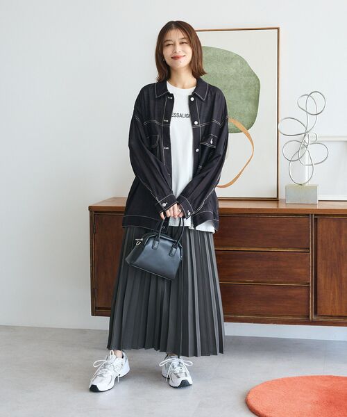 ELENCARE DUE（エレンカーレデュエ）の「・ELENCARE DUE カラーステッチシアーGジャンⅡ（テーラードジャケット・レディース・ボルドー/ブラック/オフホワイト/チャコールグレー・FREE）」の17枚目の写真