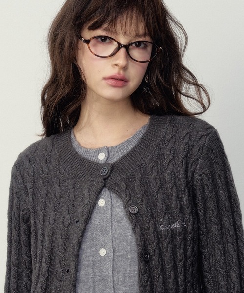 SunsetPark（サンセットパーク）の「レイヤード風 ケーブルニットカーディガン SP25f008【SunsetPark】（カーディガン/ボレロ・レディース・ピンク/ダークグレー・M/S）」の4枚目の写真