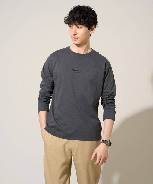 a.v.v（アーヴェヴェ）の「ミニロゴセミワイドシルエットカットソー（Tシャツ/カットソー・メンズ・ホワイト/チャコールグレー/ブラック/グリーン/クリーム・46/48/50/44）」の3枚目の写真