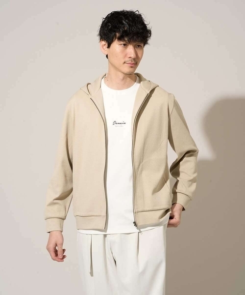 a.v.v（アーヴェヴェ）の「ミニロゴセミワイドシルエットカットソー（Tシャツ/カットソー・メンズ・ホワイト/チャコールグレー/ブラック/グリーン/クリーム・46/48/50/44）」の20枚目の写真