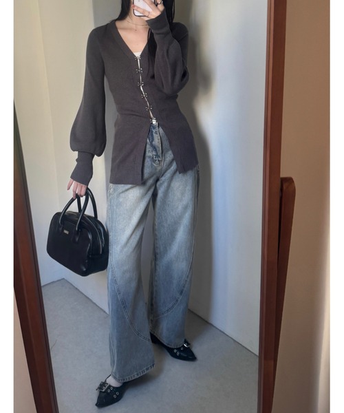 mellowneon（メロウネオン）の「ホックリブニットカーディガン（カーディガン/ボレロ・レディース・チャコールグレー/アイボリー/ダークブルー・FREE）」の21枚目の写真