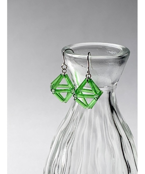 TOMEI LAB】ヒンメリ風 正八面体 ピアス(MA)（ピアス（両耳用