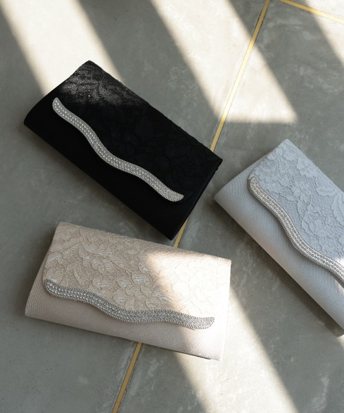 Cupid Heart（キューピッドハート）の「【Cupid Heart】結婚式用！波型ビジューレースbag（クラッチバッグ・レディース・ブラック/ベージュ/シルバー・MEDIUM）」の2枚目の写真